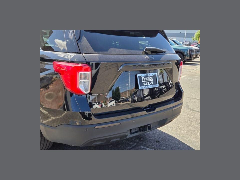 2022 Ford Explorer Base