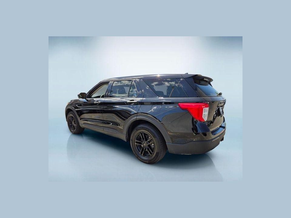 2022 Ford Explorer Base