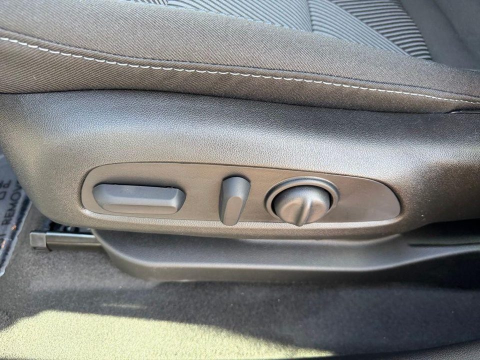 2027 Chevrolet Bolt LT FWD
