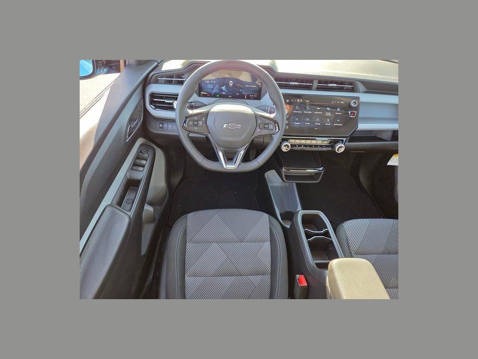 2027 Chevrolet Bolt LT FWD