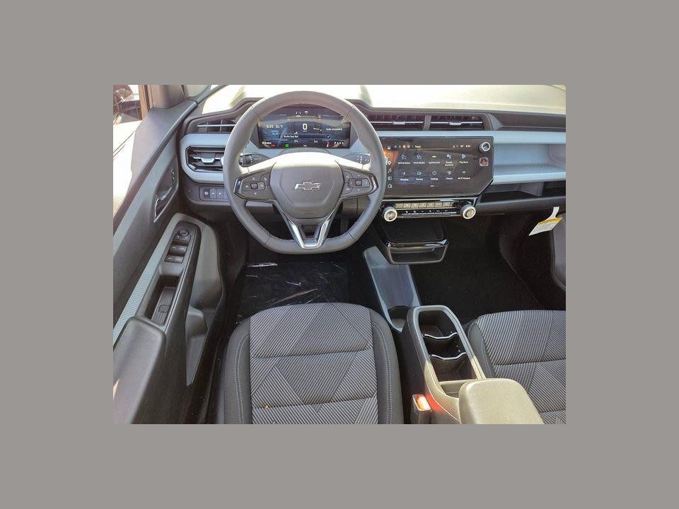 2027 Chevrolet Bolt LT FWD