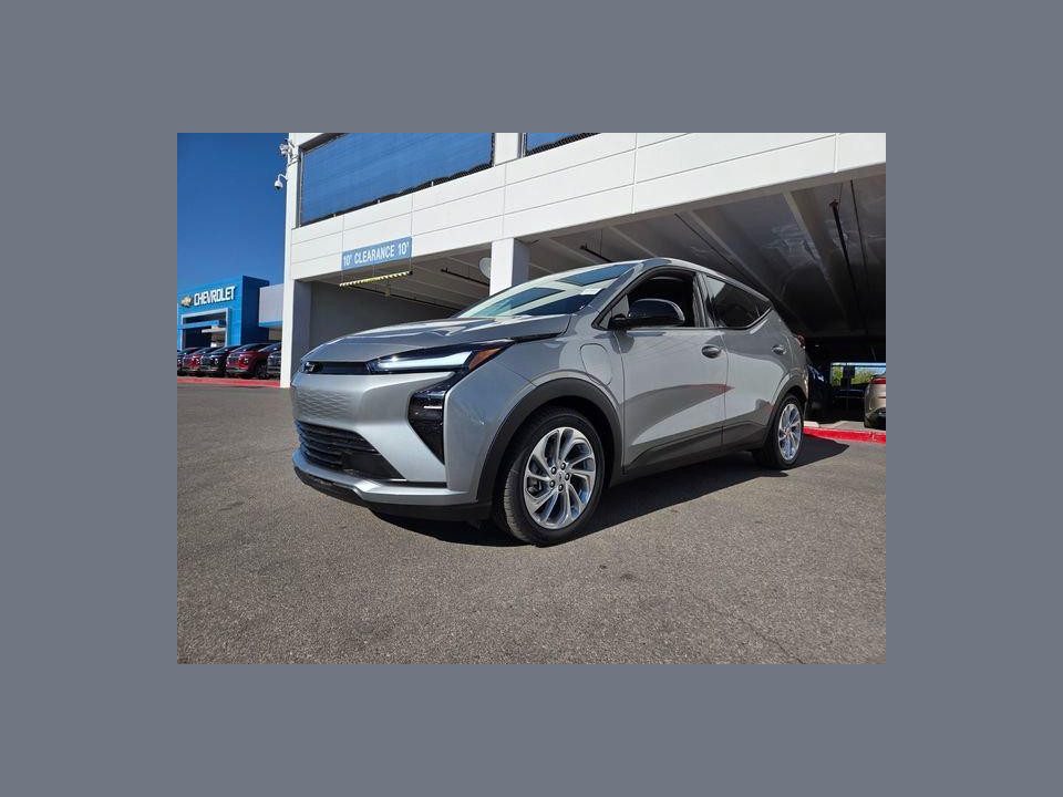 2027 Chevrolet Bolt LT FWD