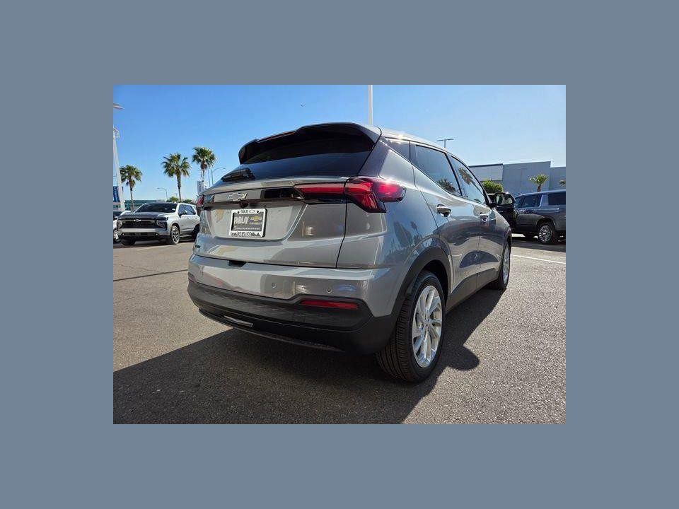 2027 Chevrolet Bolt LT FWD