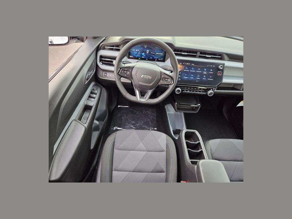 2027 Chevrolet Bolt LT FWD