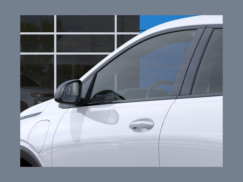 2027 Chevrolet Bolt LT FWD