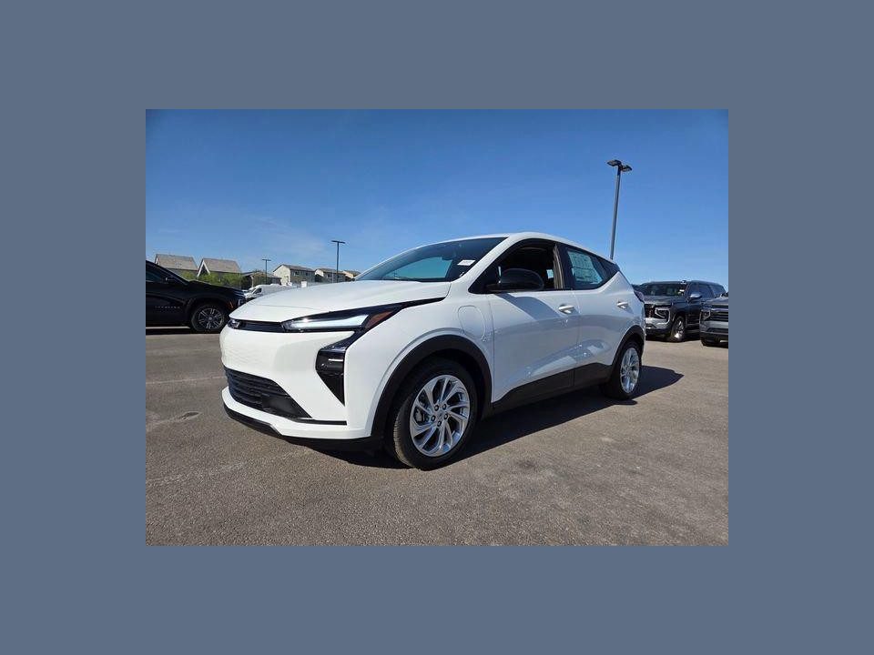 2027 Chevrolet Bolt LT FWD