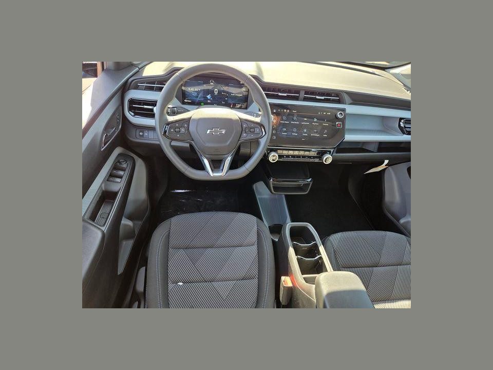 2027 Chevrolet Bolt LT FWD