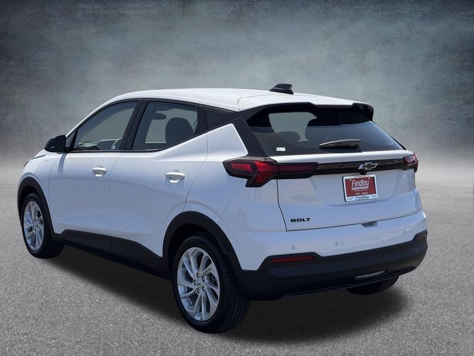 2027 Chevrolet Bolt LT FWD