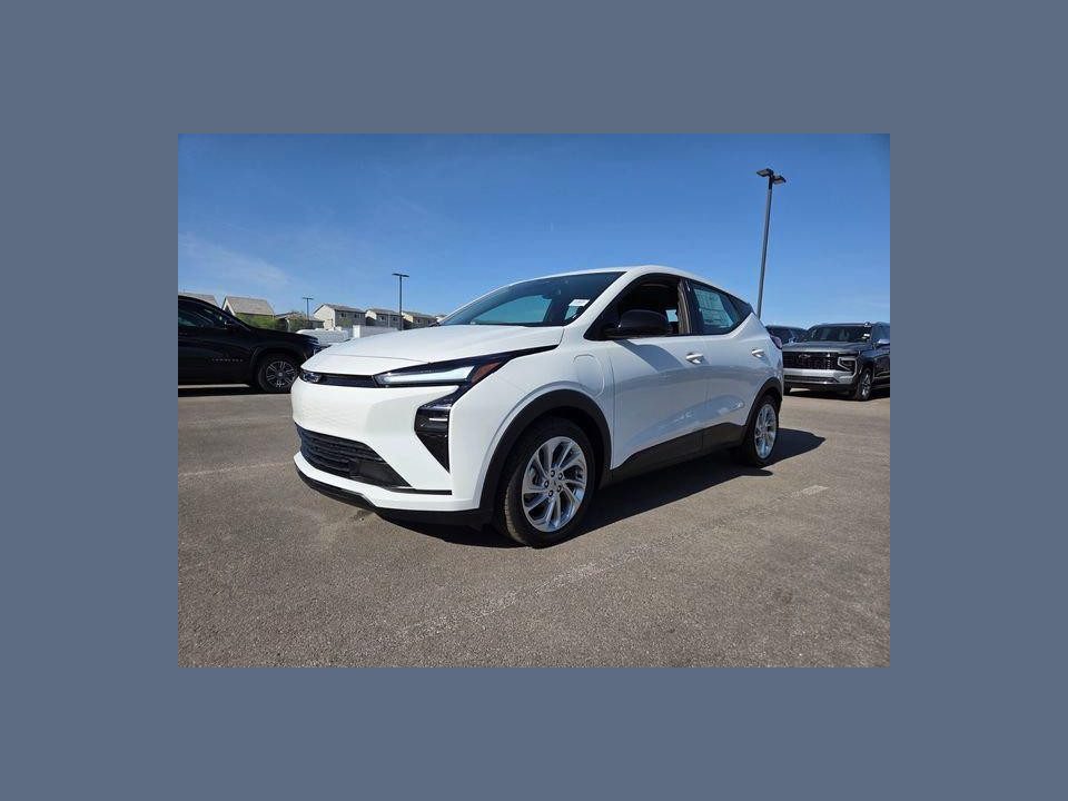 2027 Chevrolet Bolt LT FWD