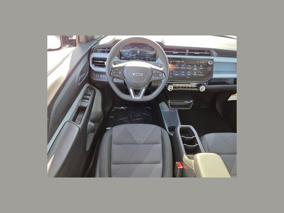 2027 Chevrolet Bolt LT FWD