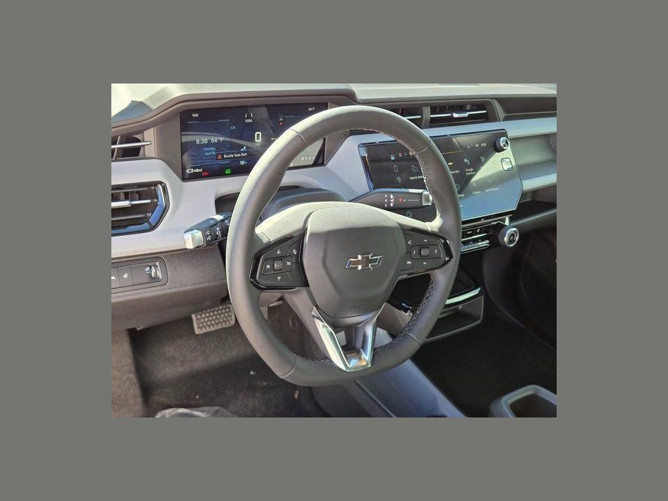 2027 Chevrolet Bolt LT FWD