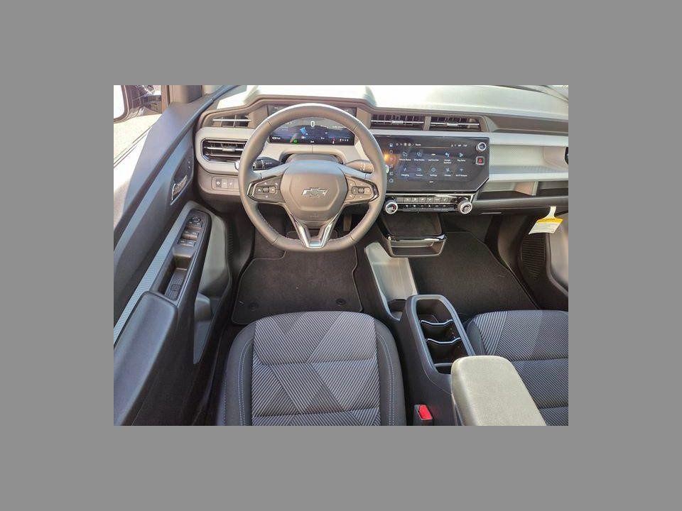 2027 Chevrolet Bolt LT FWD