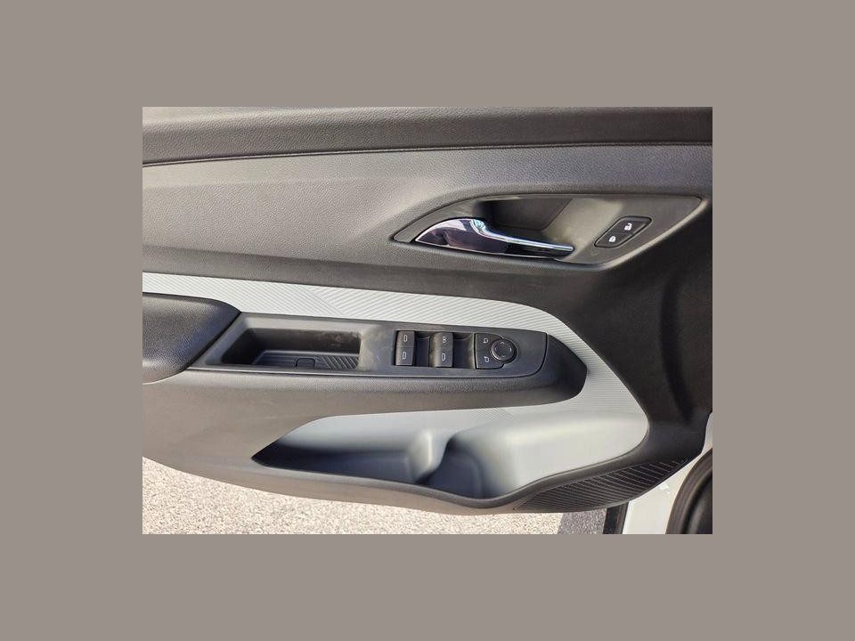 2027 Chevrolet Bolt RS FWD