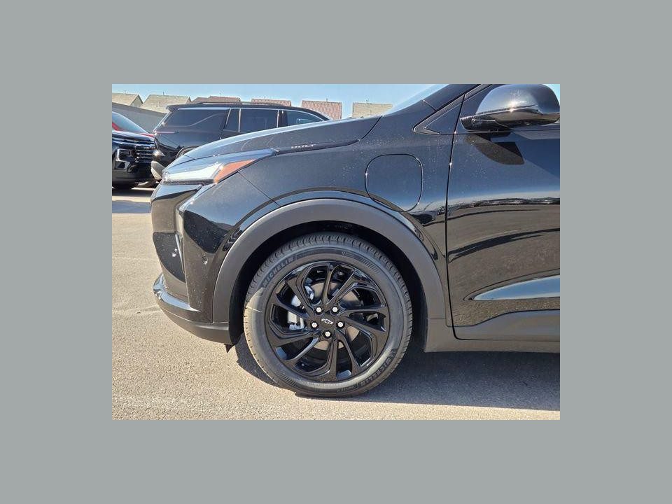 2027 Chevrolet Bolt RS FWD