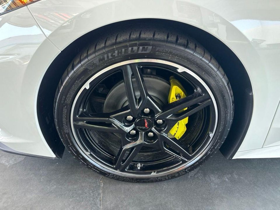 2024 Chevrolet Corvette Stingray RWD Coupe 2LT