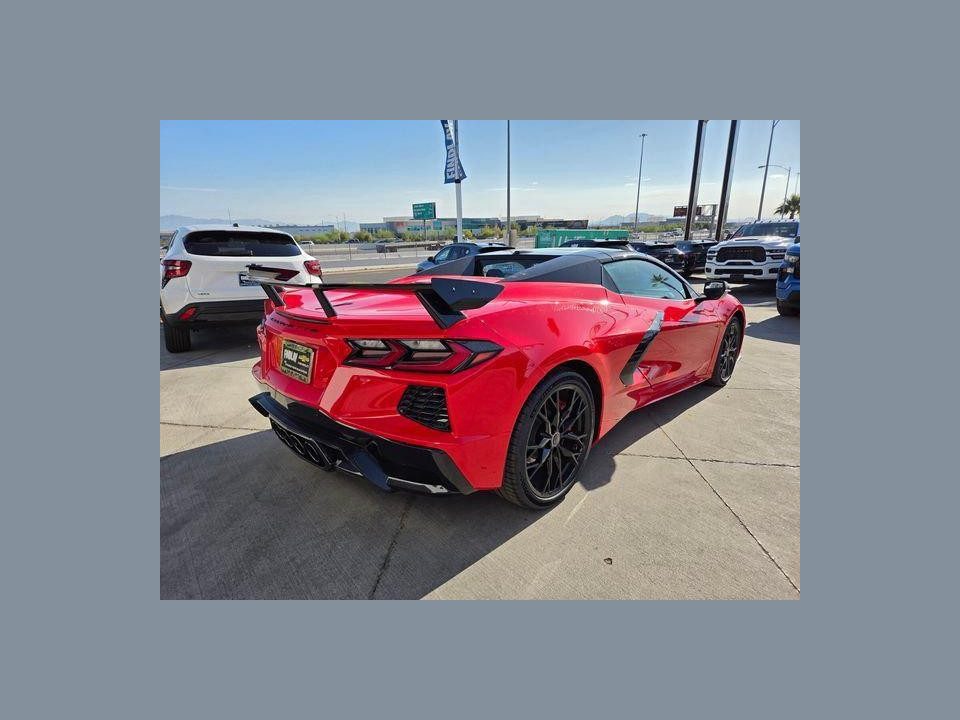 2027 Chevrolet Corvette 2LT