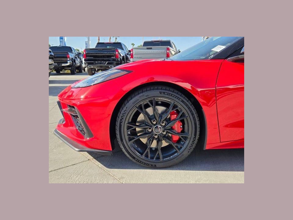 2027 Chevrolet Corvette 2LT