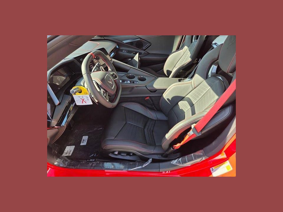 2027 Chevrolet Corvette 2LT