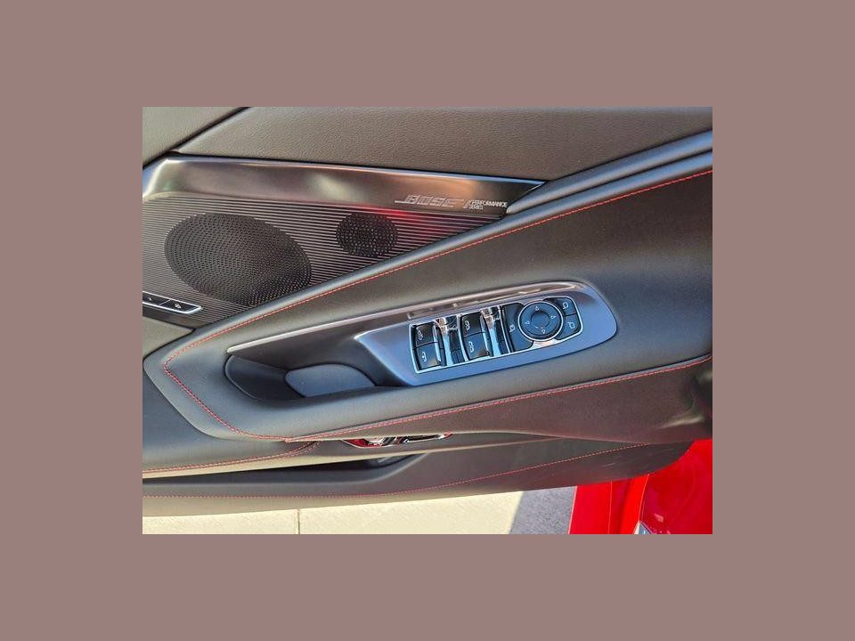 2027 Chevrolet Corvette 2LT