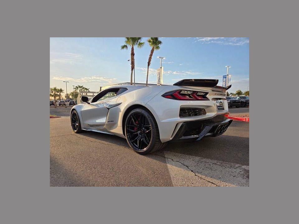2027 Chevrolet Corvette 3LZ