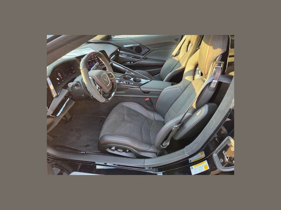 2027 Chevrolet Corvette 3LZ