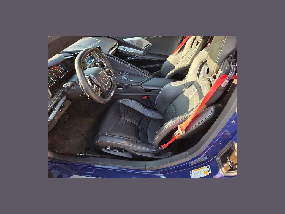 2025 Chevrolet CORVETTE E-RAY RWD Coupe 2LZ