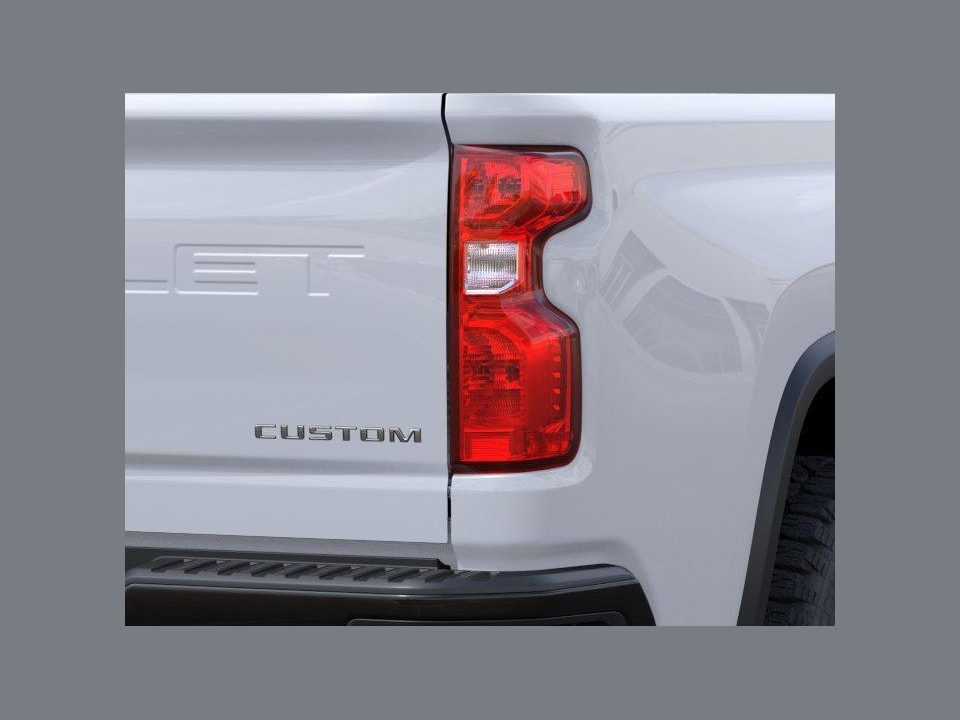 2026 Chevrolet Silverado 2500 HD Crew Cab, Standard Bed, Custom, RWD