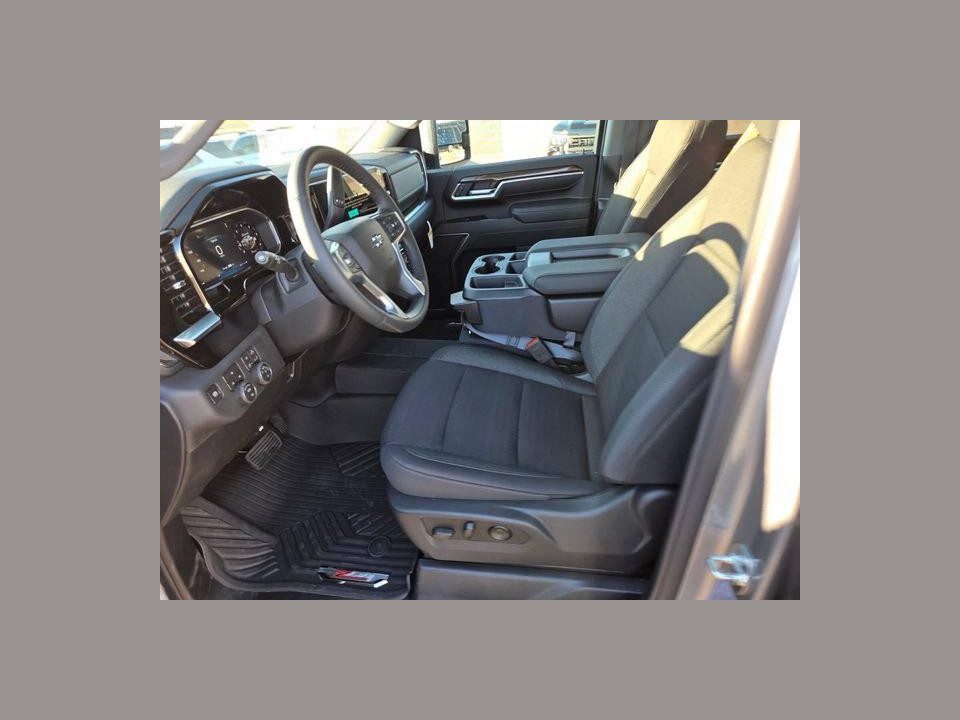 2026 Chevrolet Silverado 2500 HD Crew Cab, Standard Bed, LT, 4WD