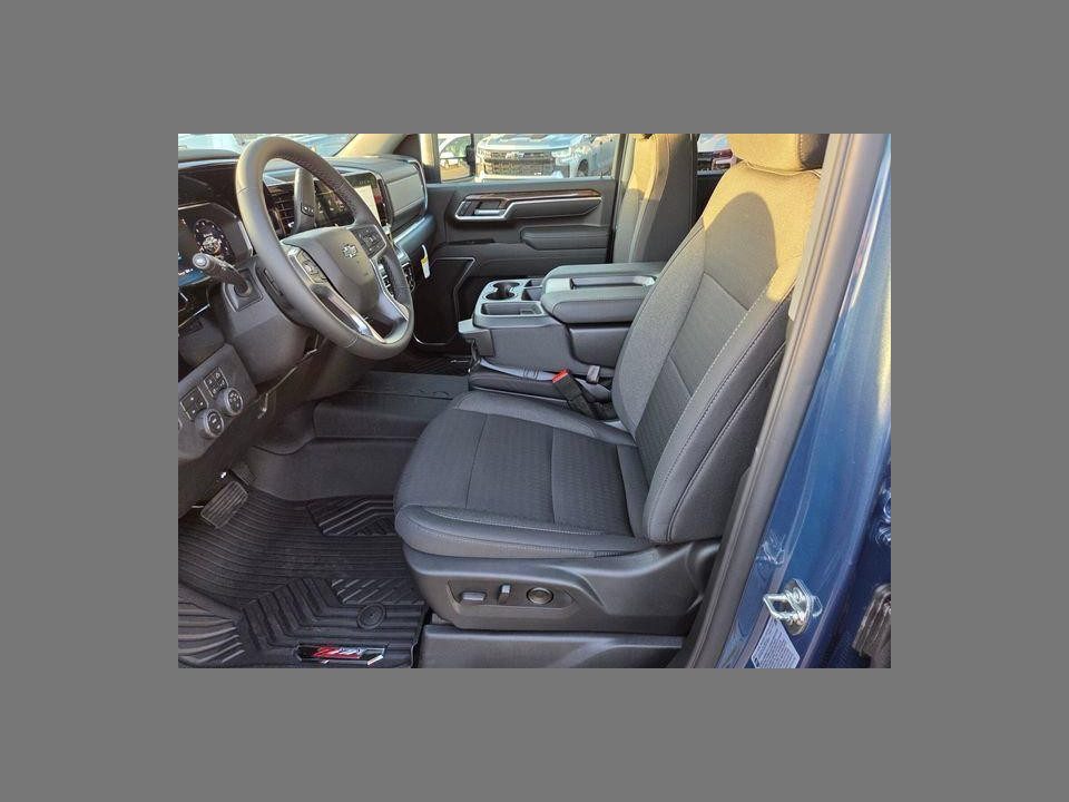 2026 Chevrolet Silverado 2500 HD Crew Cab, Standard Bed, LT, 4WD