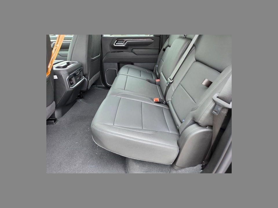 2026 Chevrolet Silverado 2500 HD Crew Cab, Standard Bed, LTZ, 4WD