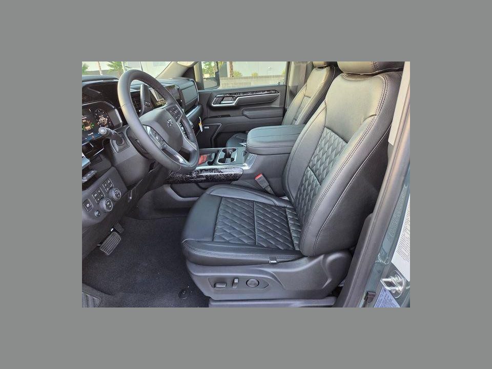 2026 Chevrolet Silverado 2500 HD Crew Cab, Standard Bed, LTZ, 4WD