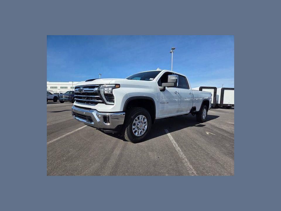 2026 Chevrolet Silverado 3500 HD Crew Cab, Long Bed, LTZ Dual Rear Wheel, RWD
