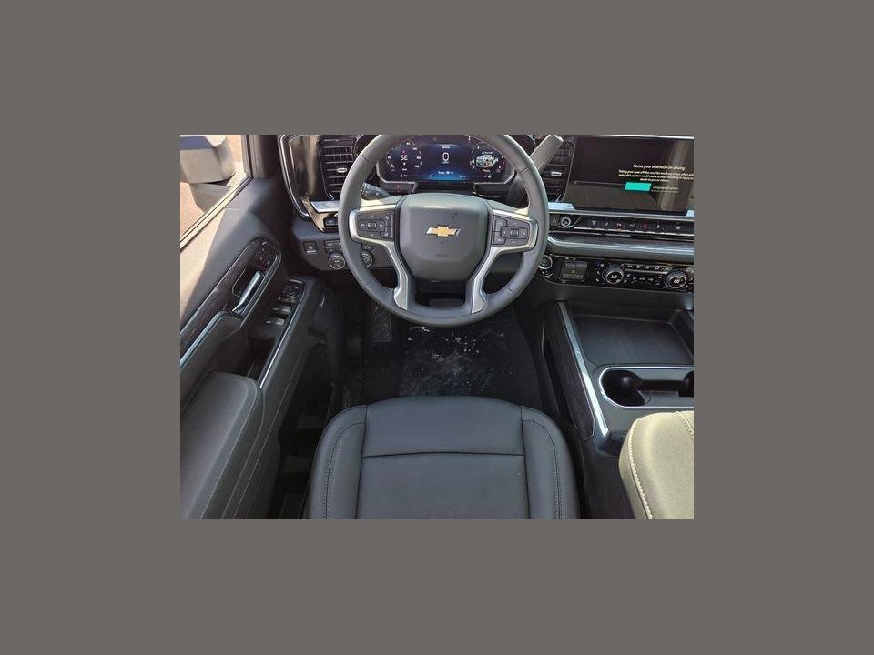 2026 Chevrolet Silverado 3500 HD Crew Cab, Long Bed, LTZ Dual Rear Wheel, RWD