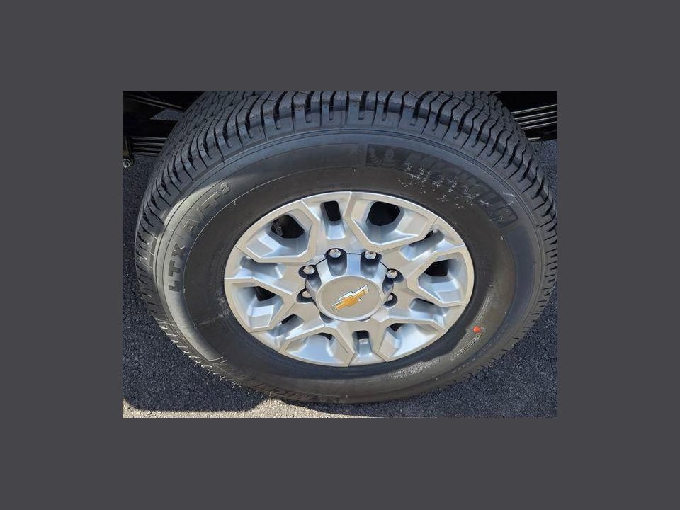 2026 Chevrolet Silverado 3500 HD Crew Cab, Long Bed, LTZ Dual Rear Wheel, RWD