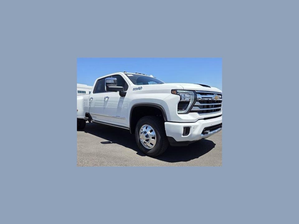 2026 Chevrolet Silverado 3500 HD Crew Cab, Long Bed, High Country Dual Rear Wheel, RWD