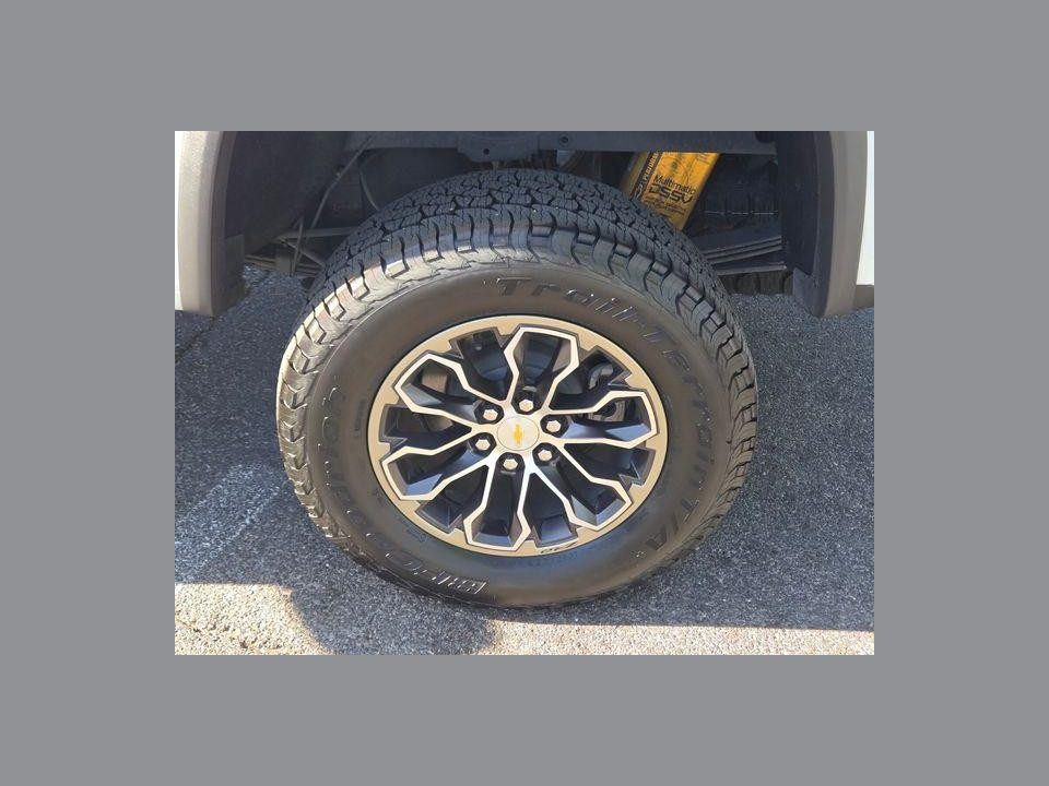 2022 Chevrolet Colorado 4WD Crew Cab Short Box ZR2