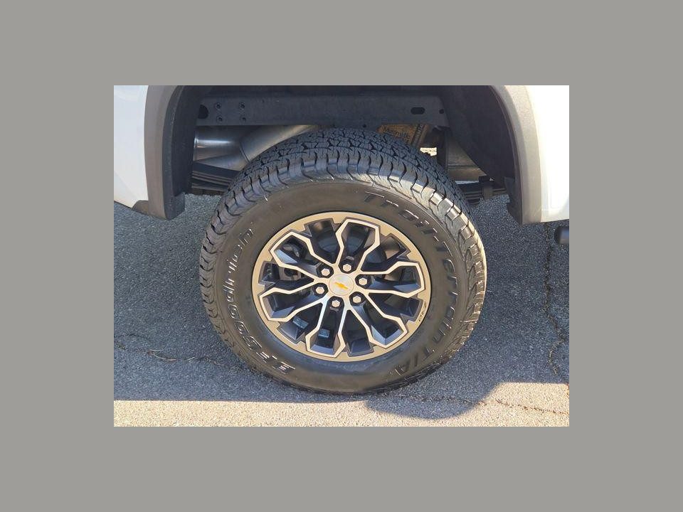2022 Chevrolet Colorado 4WD Crew Cab Short Box ZR2