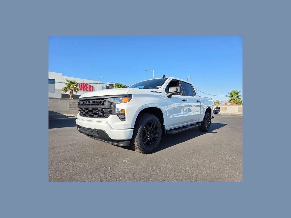 2026 Chevrolet Silverado 1500 2WD Crew Cab Short Bed Custom