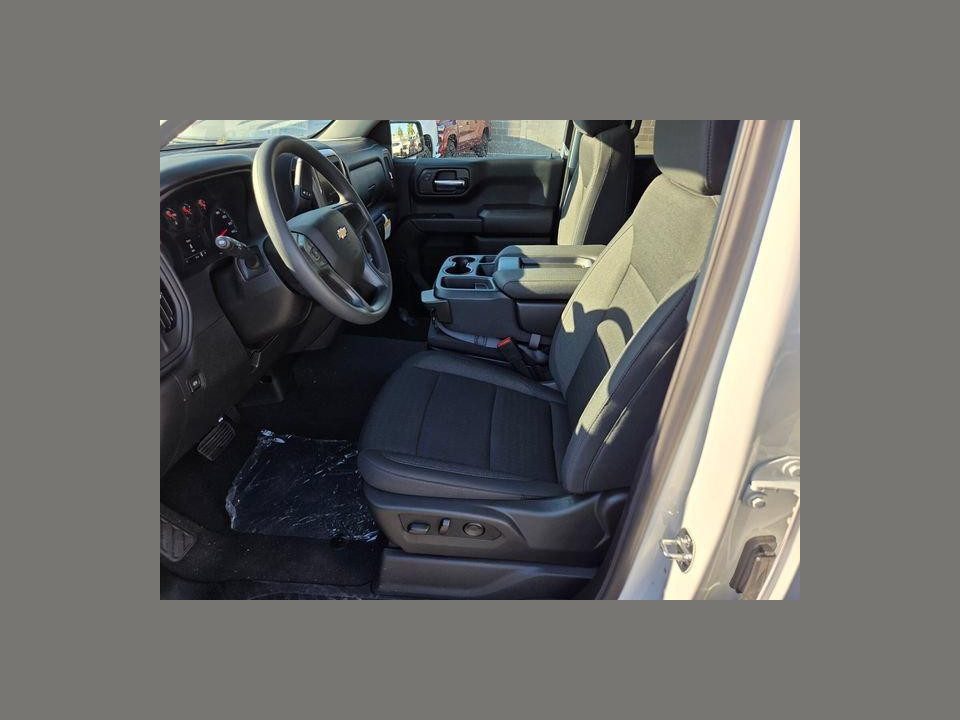2026 Chevrolet Silverado 1500 2WD Crew Cab Short Bed Custom