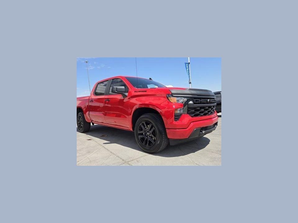 2026 Chevrolet Silverado 1500 2WD Crew Cab Short Bed Custom