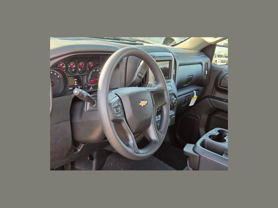 2026 Chevrolet Silverado 1500 2WD Crew Cab Short Bed Custom