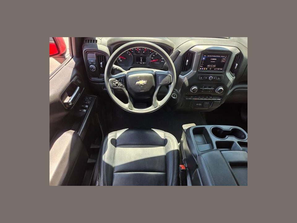 2023 Chevrolet Silverado 1500 2WD Crew Cab Short Bed Custom