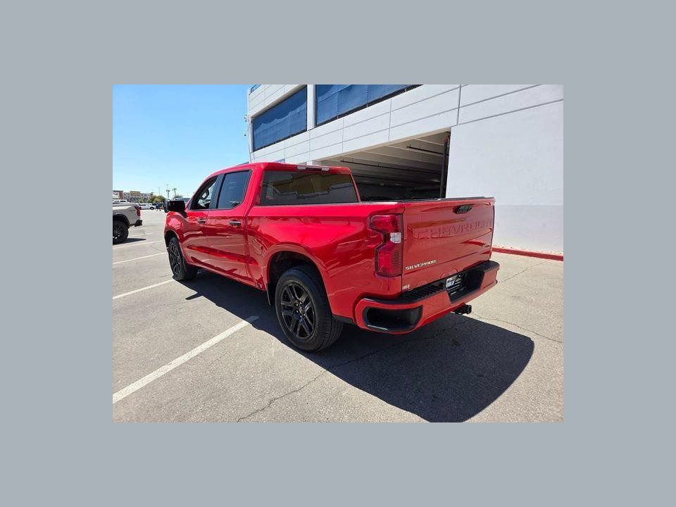 2023 Chevrolet Silverado 1500 2WD Crew Cab Short Bed Custom