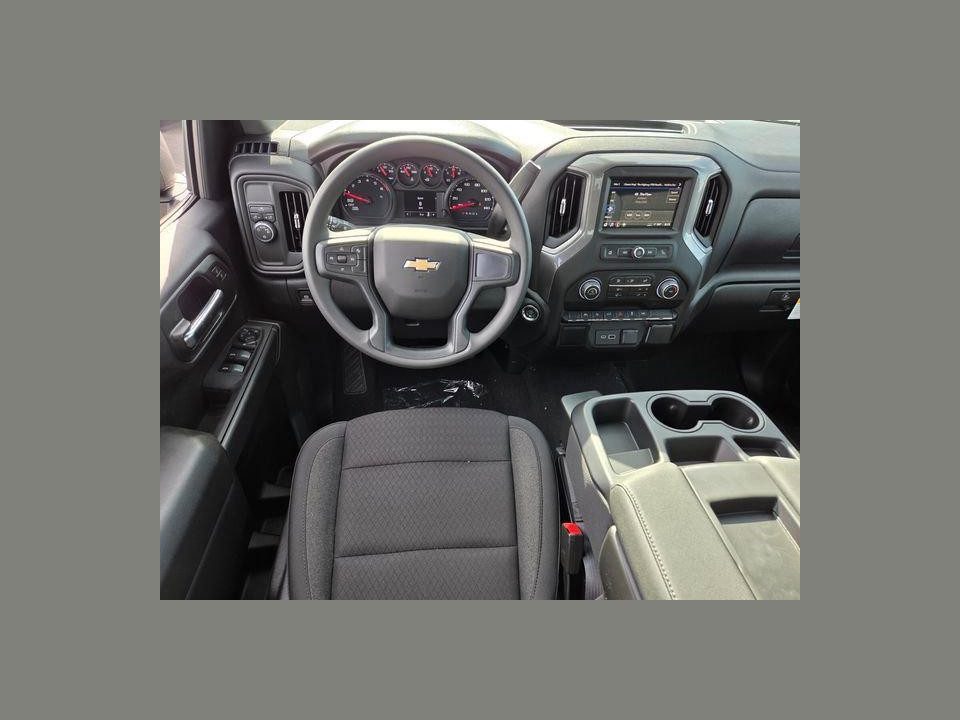 2026 Chevrolet Silverado 1500 2WD Crew Cab Short Bed Custom