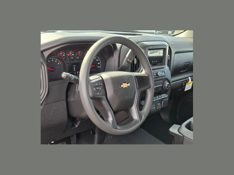 2026 Chevrolet Silverado 1500 2WD Crew Cab Short Bed Custom