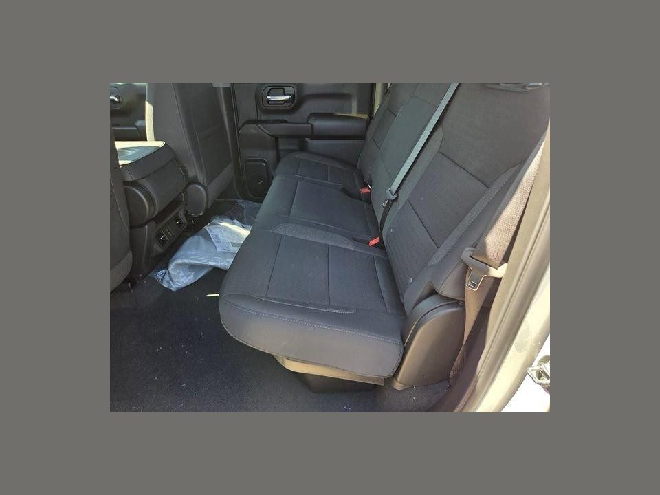 2026 Chevrolet Silverado 1500 2WD Crew Cab Short Bed Custom