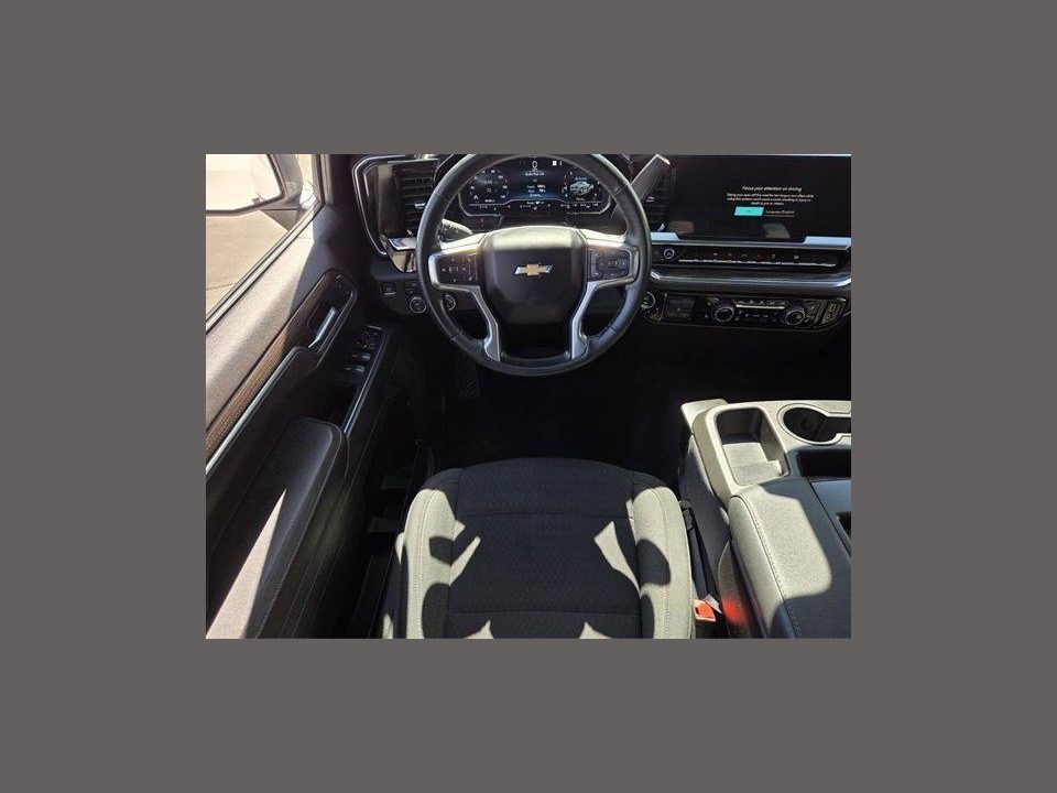 2023 Chevrolet Silverado 1500 4WD Crew Cab Standard Bed LT