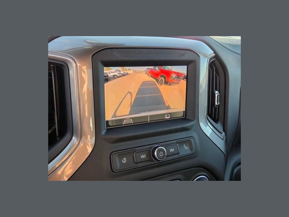 2026 Chevrolet Silverado 1500 4WD Crew Cab Short Bed Custom