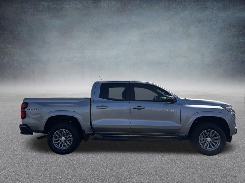2024 Chevrolet Colorado 4WD LT