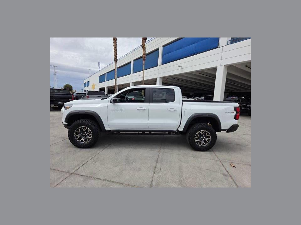 2025 Chevrolet Colorado 4WD ZR2